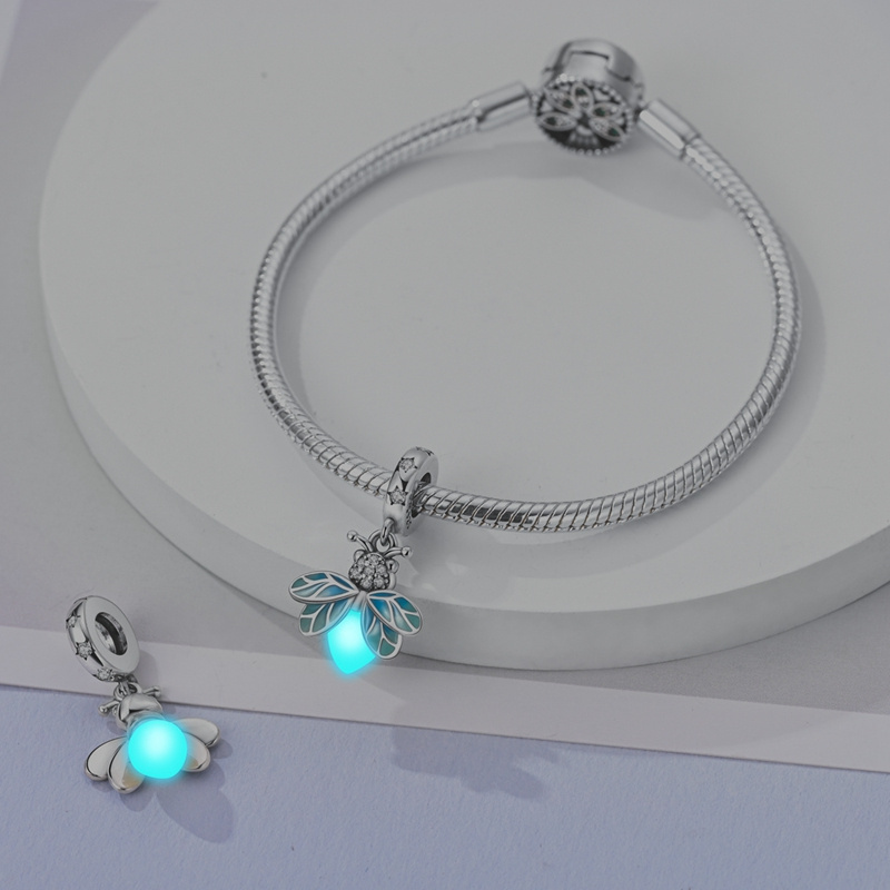 925 Sterling Silver Green Four - Red Clover Flower 评论和价格